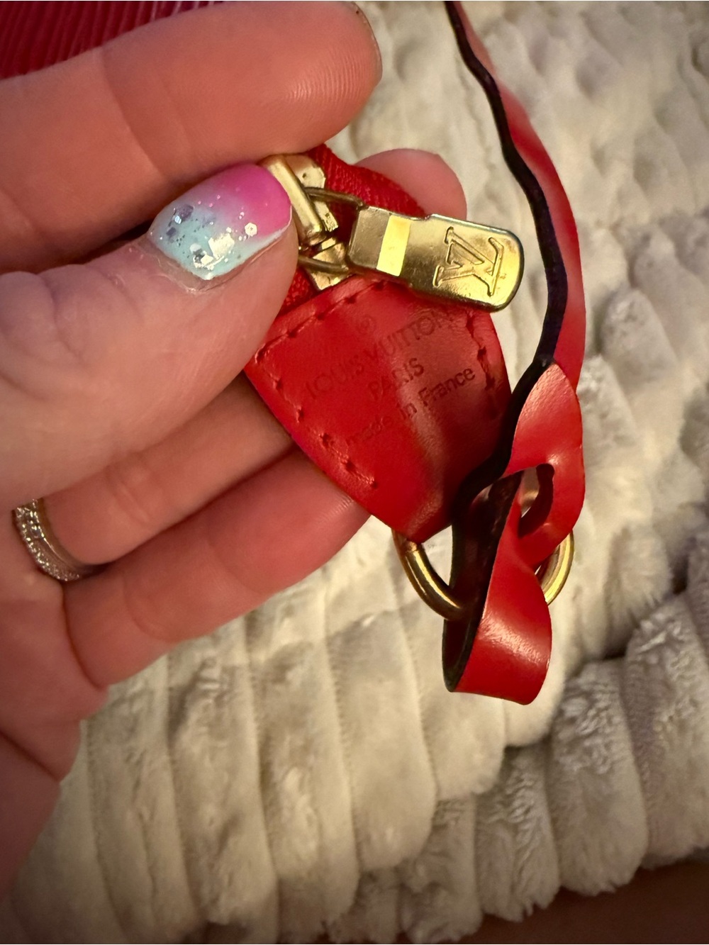 Louis Vuitton EPI Red Pouchette - Picture 2 of 6